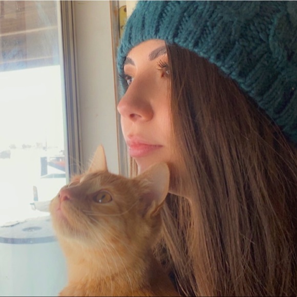 Meet your Posher, Ashlyn - Picture 1 of 1